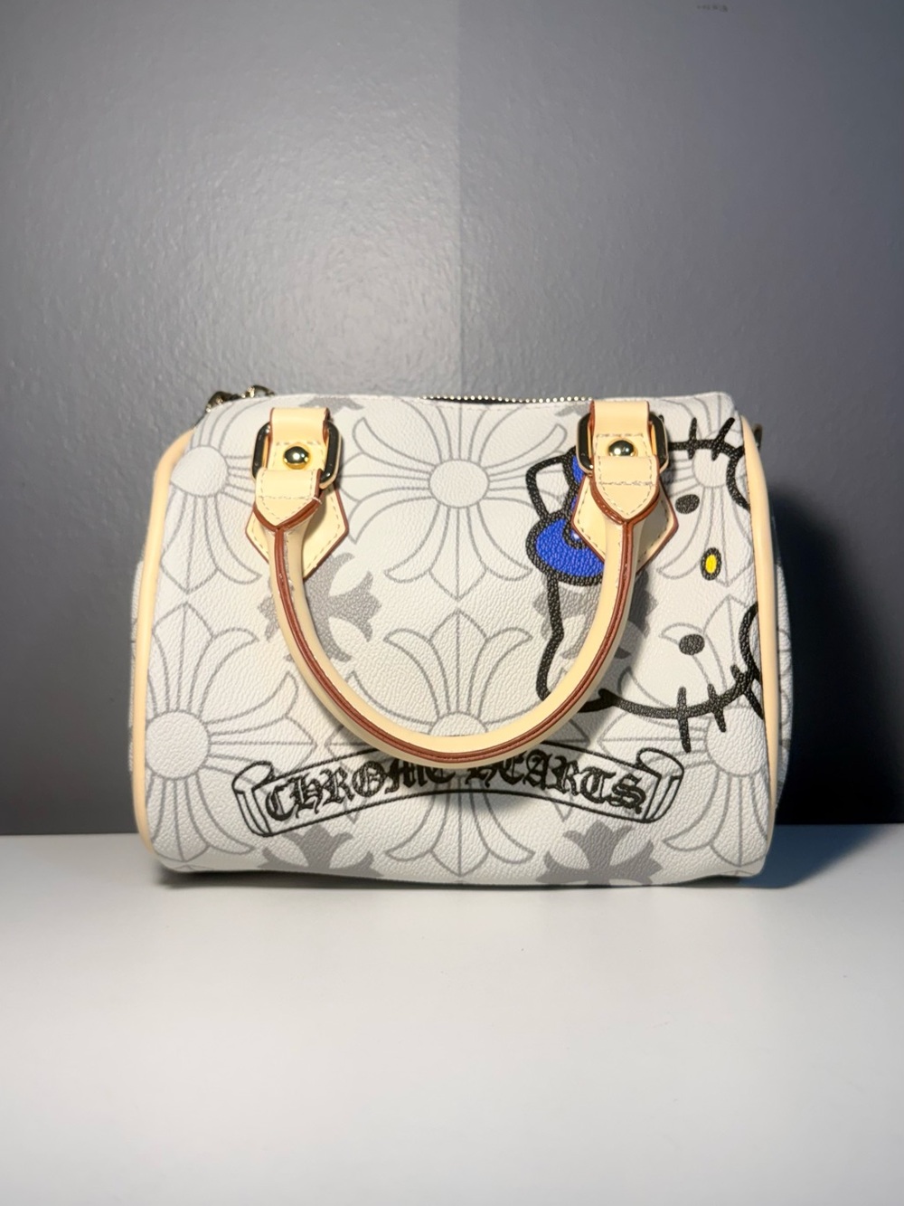 Inspired White Floral Print Top-Handle Bag with Beige Trim